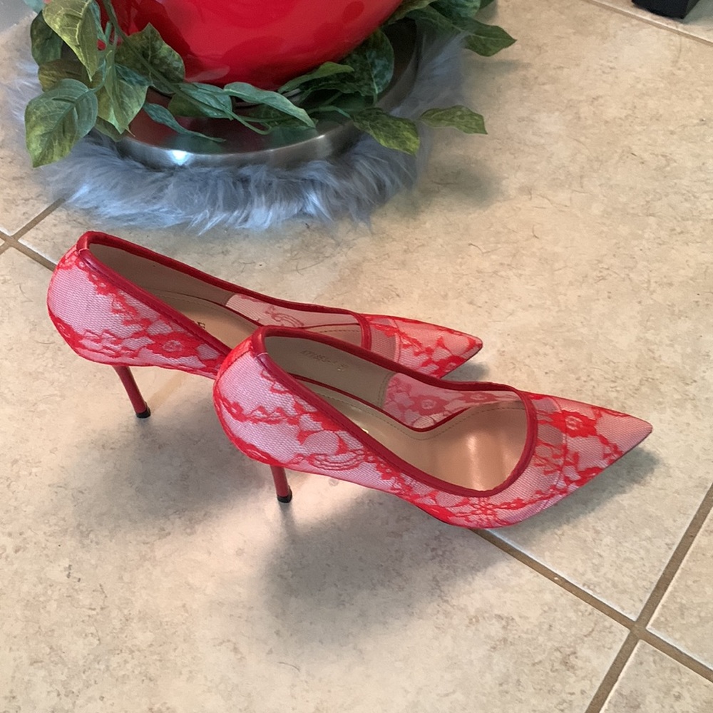 Stilettos - Picture 2 of 8